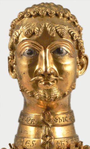 A golden bust of Frederick, given to his godfather Count Otto of Cappenberg in 1171.