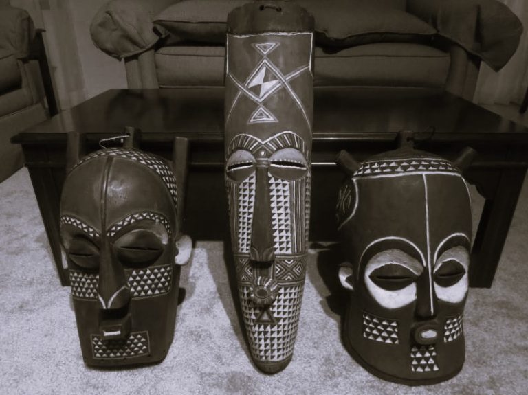 060423-01-Africa-Religion