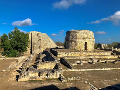 Mayapan: What Ended This Hub of Ancient Maya Life? 4 Mayapan: What Ended This Hub of Ancient Maya Life?