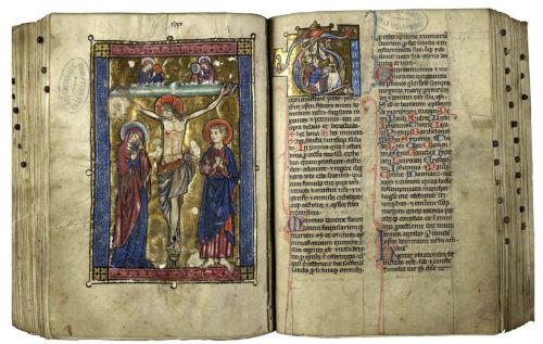 Binding Lips: The Act of Kissing Relics and Manuscripts in the Medieval Era 52 Binding Lips: The Act of Kissing Relics and Manuscripts in the Medieval Era