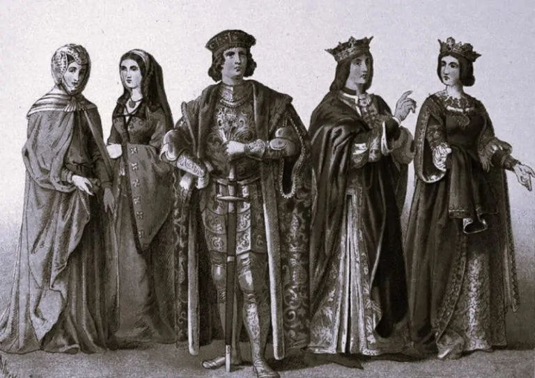 082223-28-Fashion-Medieval