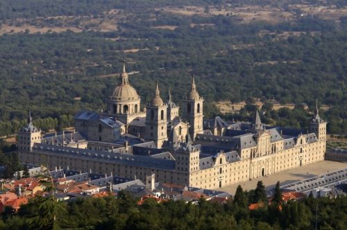 Teaching through Architecture: Honorius Augustodunensis and the Medieval Church