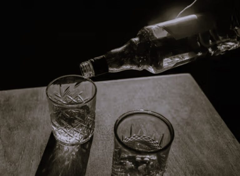 091423-09-History-Alcohol