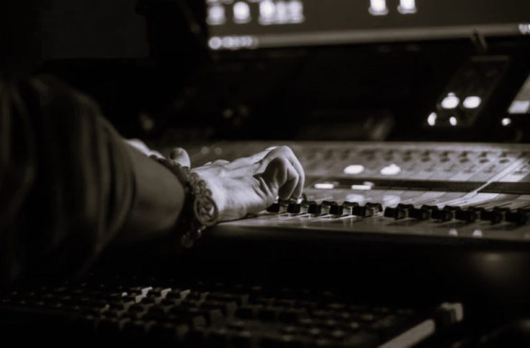 PortableBroadcasting-Natalie01