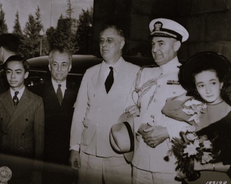 Manuel Quezon and the Push for Philippine Independence in the Early 20th Century