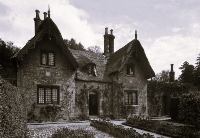 111123-01-Technology-Victorian