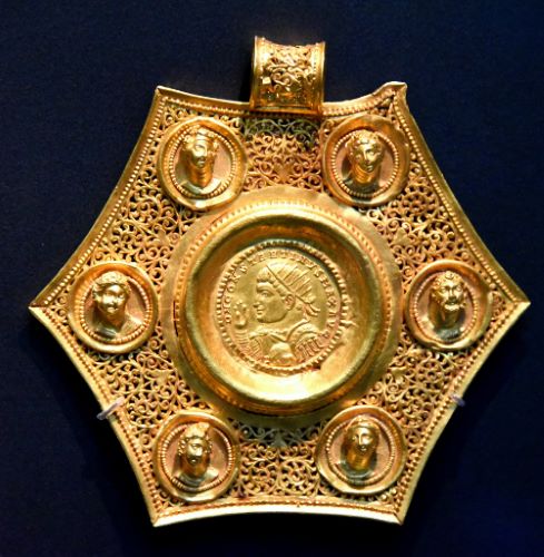 Gold pendant set with a coin of Constantine the Great, c 320s CE
