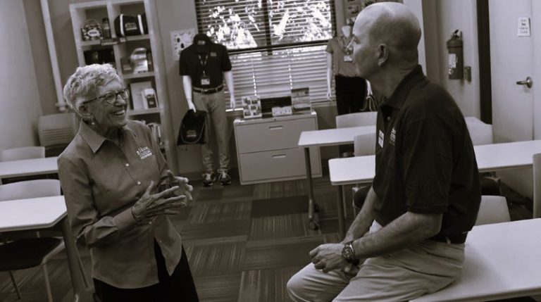 121423-06-Economy-Labor