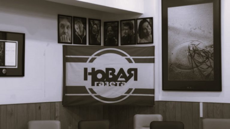 010324-15-Journalism