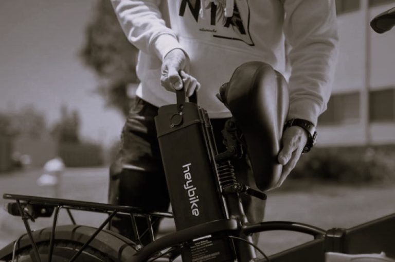 ElectricBike-CarlaAdams02