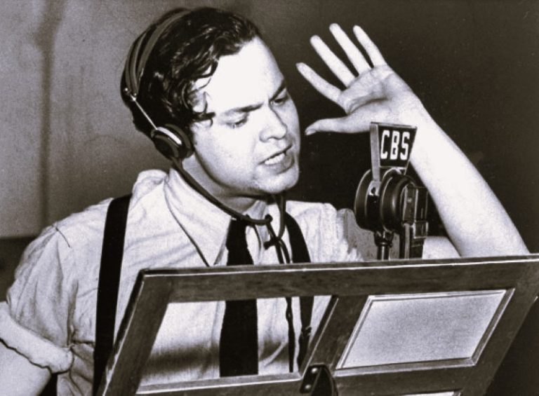 021824-22-Entertainment-Journalism