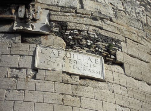 All About That Nomen: Naming Traditions in Ancient Rome 2 Roman plaque