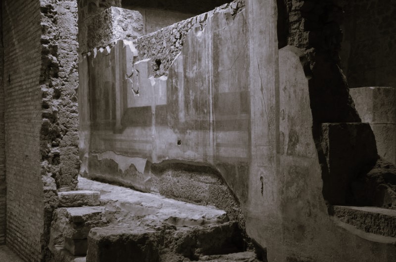 Domus Decoratio: The House and Its Furniture in Ancient Rome
