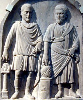 Not Just Togas: Ancient Roman Dress and the Meaning of Personal Ornament