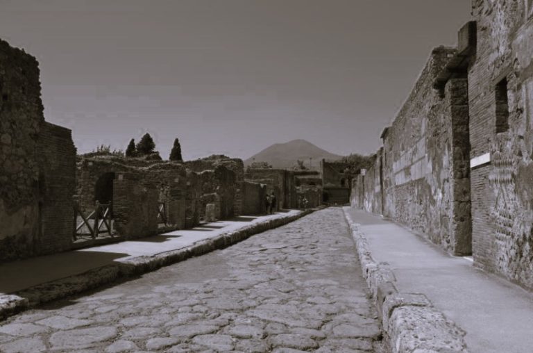 022724-52-Communication-Travel