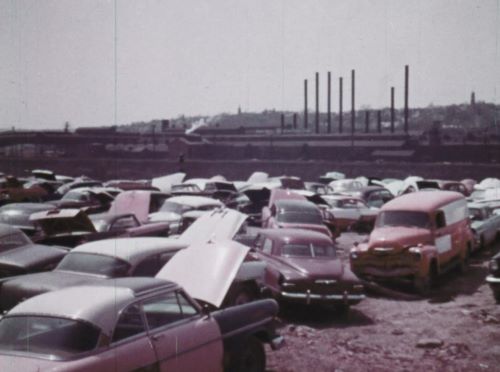 Darkening Day: Air Pollution Films and Environmental Awareness, 1960–1972 33 Darkening Day: Air Pollution Films and Environmental Awareness, 1960–1972