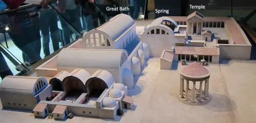 Defixiones and Cunei: The Sacred Aquae Sulis in Ancient Roman Britannia 7 Architectural model showing Aquae Sulis as its fullest extent