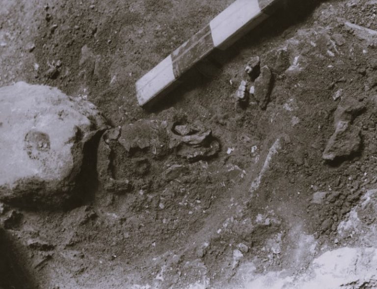 040324-35-Children-Prehistoric