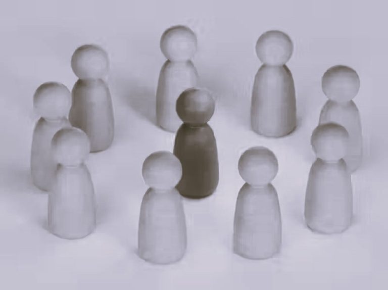 041824-09-Social-Media