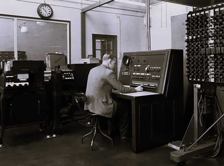 041824-20-History-Technology