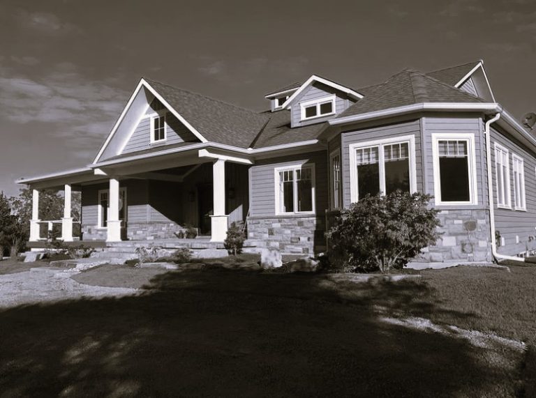 RealEstate-HannahGilber01