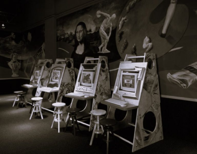 050824-24-Communication-Internet