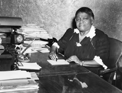 How Civil Rights Leader Mary McLeod Bethune Sought to Unify the African Diaspora 2 How Civil Rights Leader Mary McLeod Bethune Sought to Unify the African Diaspora