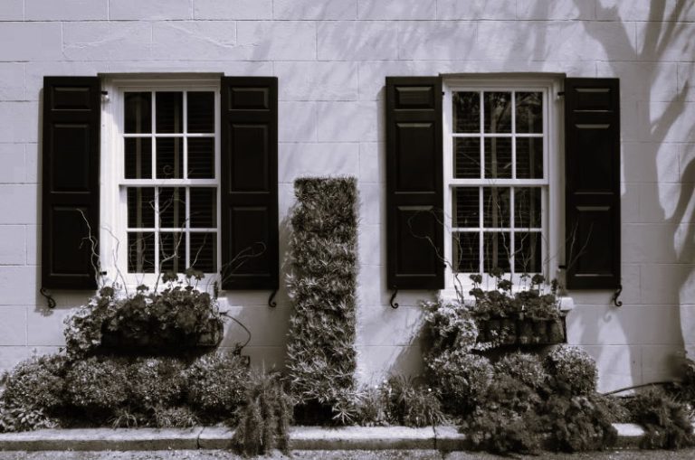 ShuttersOutdoors-NOBSMarketplace01