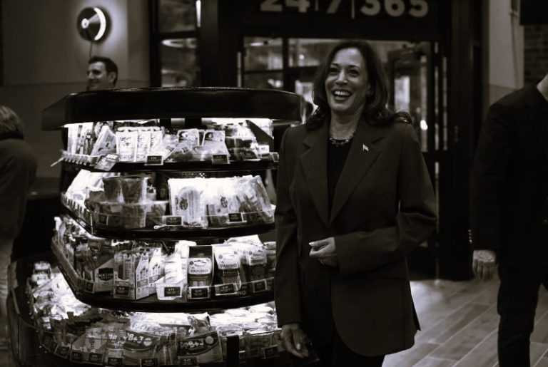 082124-14-Economy-Politics