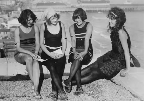 A Survey and Changing Views of Female Sexuality in the 1920s 8 In the 1920s, many women became more comfortable in their skin. But the facts of life remained in short supply.