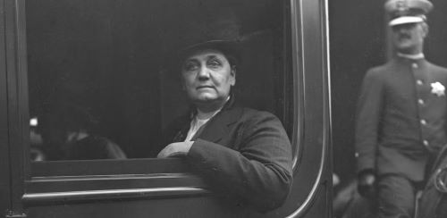 Katharine Bement Davis: Childless Woman and Social Leader in the 19th and 20th Centuries 2 Katharine Bement Davis: Childless Woman and Social Leader in the 19th and 20th Centuries