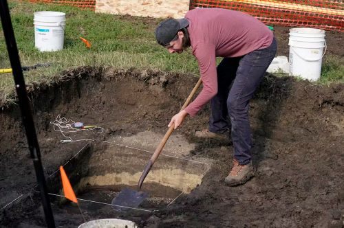The Horrors and Lasting Legacy of Native American Boarding Schools 5 A worker digs for the suspected remains of children who once attended the Genoa Indian Industrial School