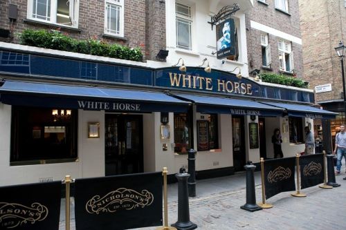 Local Ales: The Origins of British Pub Names 23 Local Ales: The Origins of British Pub Names