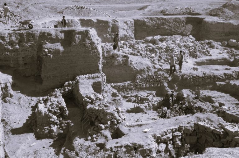 The World's Oldest Known Alphabetic Writing in Syria? 14 120124-28-History-Language