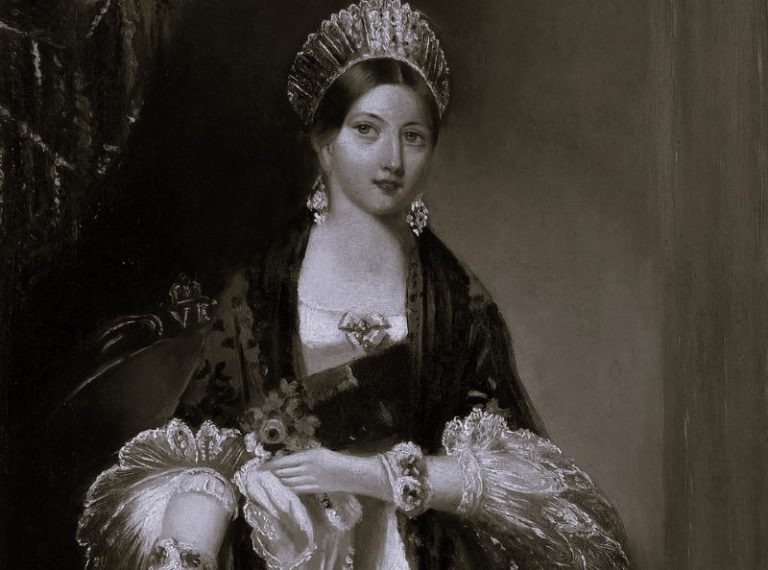 Bouquet Holder: Queen Victoria and the Power of Fashion Influence 16 120224-07-Fashion-Victorian