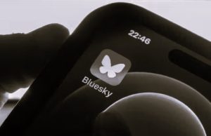 120524-03-Social-Media