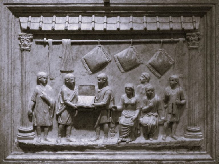 120924-01-Economics-History