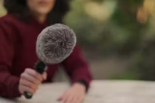 Stop and Think: Jumping to Responses before Thoughtful Consideration 2 Stop and Think: Jumping to Responses before Thoughtful Consideration