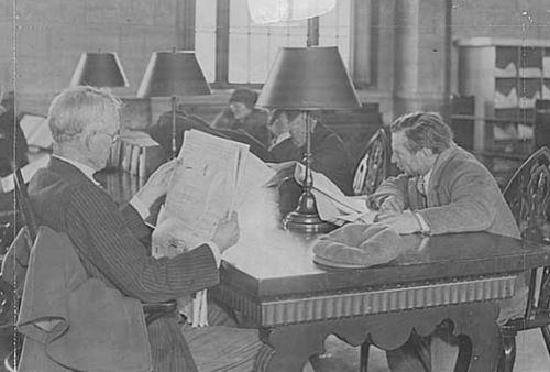 A History of Public Libraries in the United States from the 18th Century 42 Homeless men in the library reading room in St. Paul, Minnesota