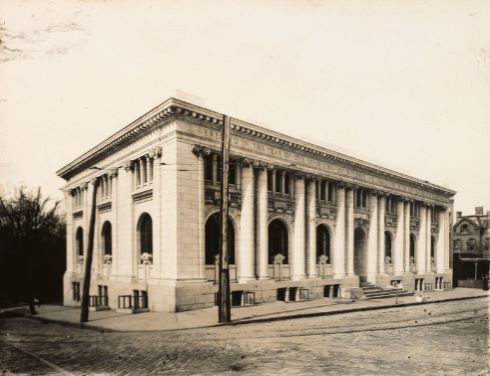 A History of Public Libraries in the United States from the 18th Century 54 Atlanta's Carnegie public library, built in 1902
