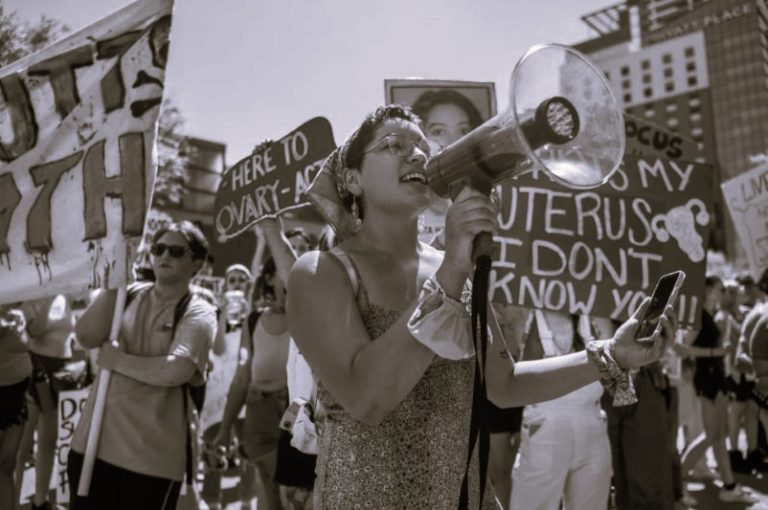 011225-61-Abortion-Women