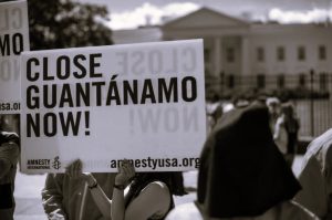 020425-03-Immigration