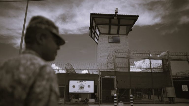 020725-03-Immigration