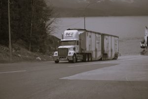 The Dangers of Sideswipe Accidents Involving Semi-Trucks: An Overview 6 SideswipeAccidents-Mamma01