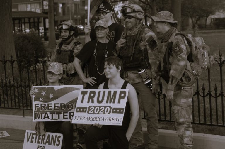 032825-01-Politics-Militia