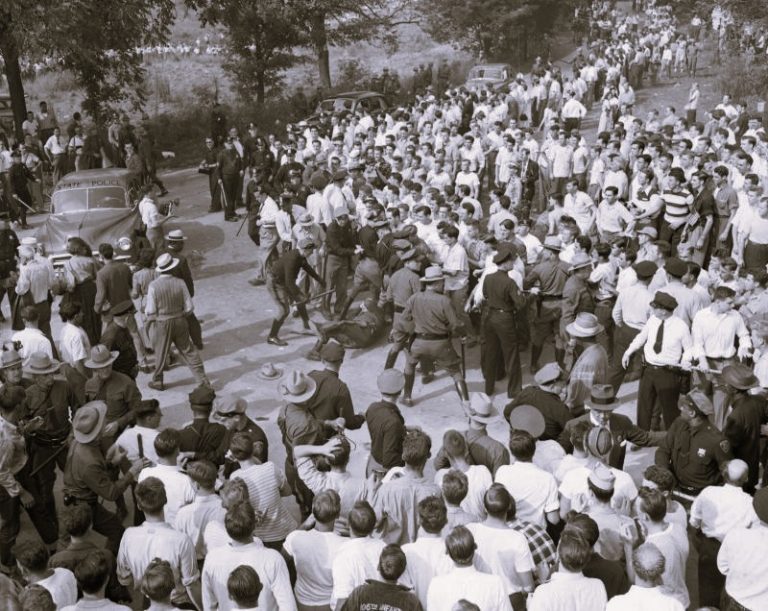 PeekskillRiots1949