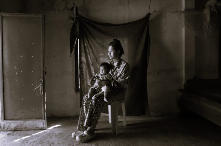 050325-14a-Economy-Labor