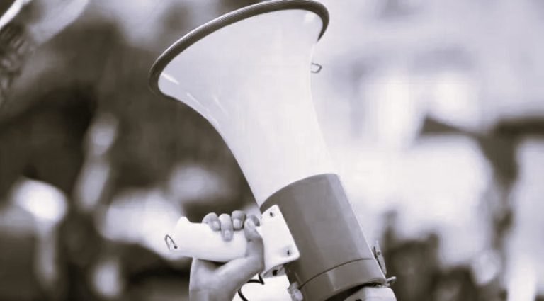 050325-30-Journalism