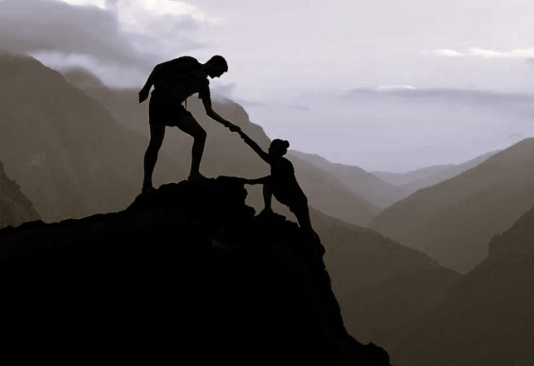 Americans Trust Each Other Far Less These Days 34 051725-54-Journalism