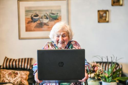 Logging Out for the Last Time: Preparing Your Digital Life after Death 2 Logging Out for the Last Time: Preparing Your Digital Life after Death